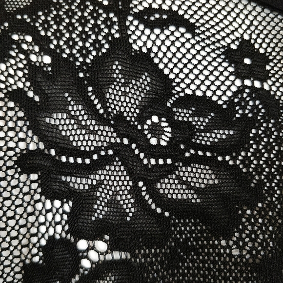 Forever 21 Lace Tunic - Picture 4 of 7